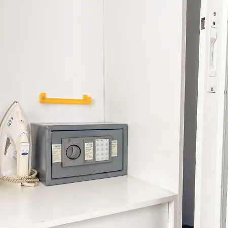 아파트 클럽 마리티모 앳 론다 쓰리