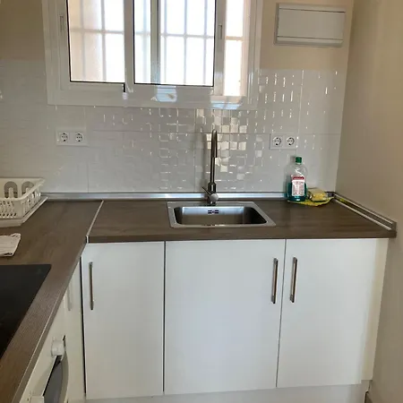 클럽 마리티모 앳 론다 쓰리 * 푸엔히롤라