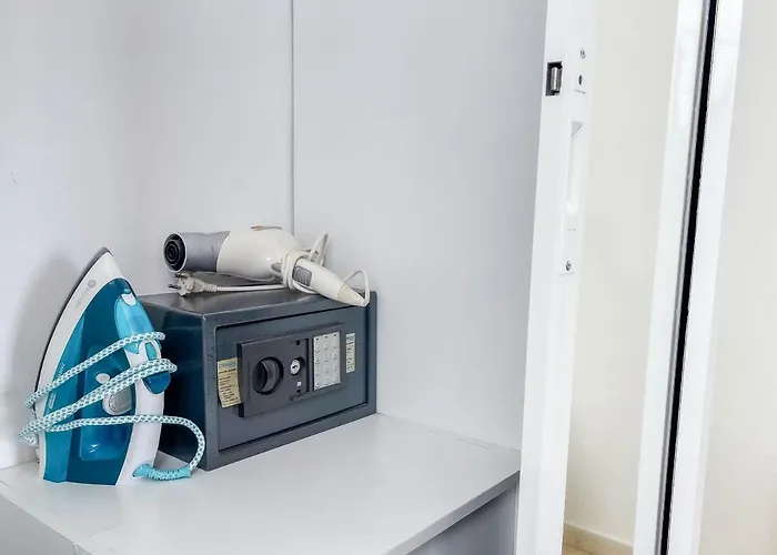 Club Maritimo At Ronda Iii